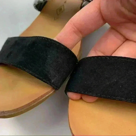 DV dolce Vita womens sandals size 7 black white Aztec strappy cork wedges - Picture 8 of 12